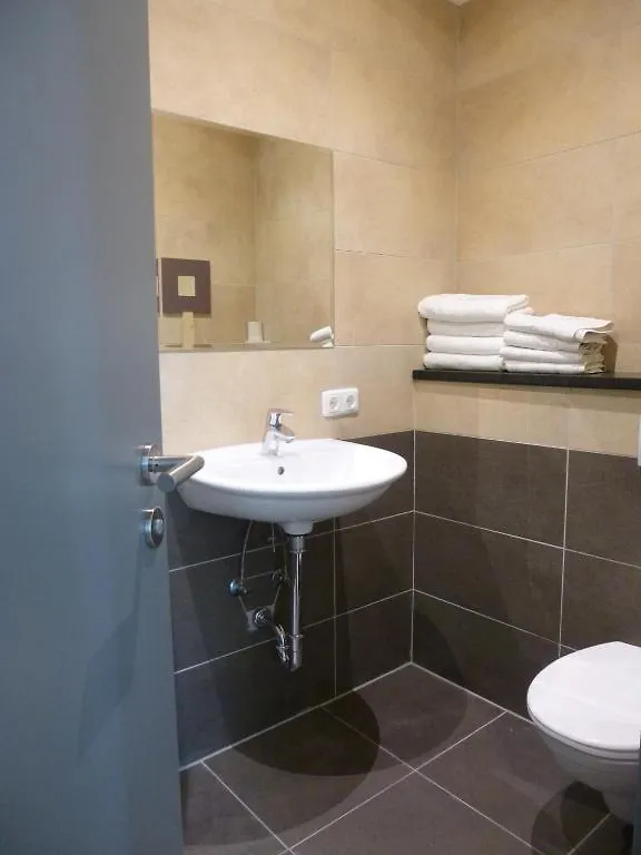 Gunstig Wohnen In Munchen Apartment Germany