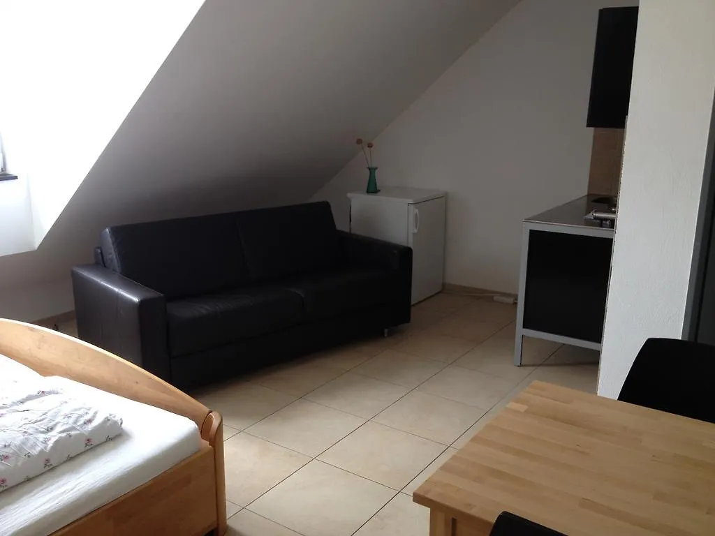 Gunstig Wohnen In Munchen Apartment Munich